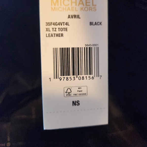 Michael Kors Black Tote Bag - Picture 5 of 13